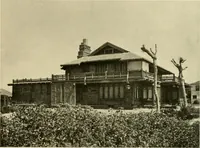 An illustration from One hundred country houses : modern American examples (1909)
