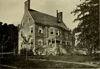 An illustration from One hundred country houses : modern American examples (1909)