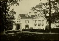 An illustration from One hundred country houses : modern American examples (1909)