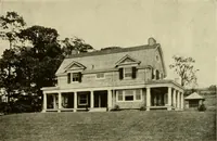 An illustration from One hundred country houses : modern American examples (1909)