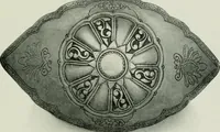 An illustration from Oriental silverwork, Malay and Chinese, with over 250 original illustrations; a handbook for connoisseurs, collectors, students and silversmiths (1910)