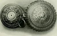 An illustration from Oriental silverwork, Malay and Chinese, with over 250 original illustrations; a handbook for connoisseurs, collectors, students and silversmiths (1910)