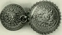 An illustration from Oriental silverwork, Malay and Chinese, with over 250 original illustrations; a handbook for connoisseurs, collectors, students and silversmiths (1910)