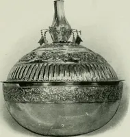An illustration from Oriental silverwork, Malay and Chinese, with over 250 original illustrations; a handbook for connoisseurs, collectors, students and silversmiths (1910)