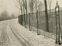 An illustration from Ornamental iron work : stairs, fire-escapes, marquises, gates, railings, grilles, fences. (1915)