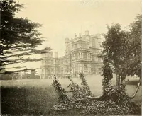 An illustration from Other famous homes of Great Britain and their stories (1902)