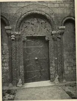 An illustration from Our English cathedrals ; their architectural beauties and characteristics, and their historical associations popularly described, together with chapters on the cathedral in mediaeval and in modern times, and in English poetry and prose; withmaps, plans, and numerous illustrations from photographs (1911)