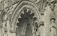 An illustration from Our English cathedrals ; their architectural beauties and characteristics, and their historical associations popularly described, together with chapters on the cathedral in mediaeval and in modern times, and in English poetry and prose; withmaps, plans, and numerous illustrations from photographs (1911)