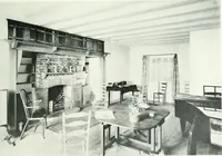 An illustration from Our homes and how to make the best of them (1909)