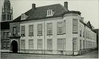 Picture 60 of 368 from De Nederlandsche monumenten van geschiedenis en kunst : geillustreerde beschrijving (1912), leaf 102