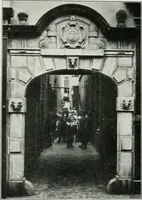 An illustration from De Nederlandsche monumenten van geschiedenis en kunst : geillustreerde beschrijving (1912)
