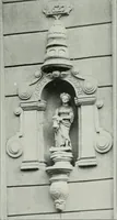 An illustration from De Nederlandsche monumenten van geschiedenis en kunst : geillustreerde beschrijving (1912)