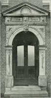 An illustration from De Nederlandsche monumenten van geschiedenis en kunst : geillustreerde beschrijving (1912)