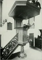 An illustration from De Nederlandsche monumenten van geschiedenis en kunst : geillustreerde beschrijving (1912)