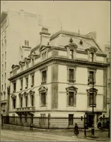 Picture 16 of 33 from Palatial homes in the city of New York and dwellers there in ... arranged for the convenience of the passer-by (1910), leaf 35