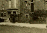 Picture 21 of 33 from Palatial homes in the city of New York and dwellers there in ... arranged for the convenience of the passer-by (1910), leaf 45