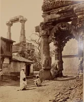 An illustration from Photographs of architecture and scenery in Gujarat and Rajputana (1874)