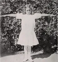 An illustration from Physical education complete for schools and playgrounds (1915)