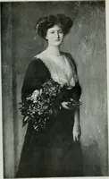 An illustration from The Pictures of 1909. Pall Mall Magazine extra, May 1909 (1909)