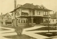 An illustration from The Plan Shop bungalows / Rollin S. Tuttle (1920)