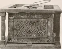 An illustration from The practical book of early American arts and crafts (1916)