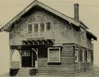 An illustration from Practical bungalows and cottages for town and country, perspective views and floor plans for three hundred low and medium priced houses and bungalows .. (1916)