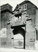 Picture 115 of 131 from The practical exemplar of architecture (1907), leaf 190