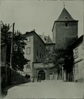 An illustration from Prag (1912)