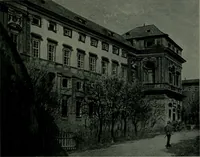 An illustration from Prag (1912)