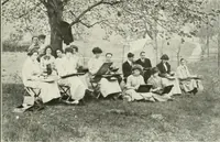 An illustration from Present status of drawing and art in the elementary and secondary schools of the United States (1914)