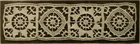 An illustration from The Priscilla crochet book, edgings and insertions, no. 2; a collection of beautiful and useful patterns, with directions for working (1916)