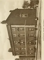 An illustration from The private palaces of London past and present (1908)