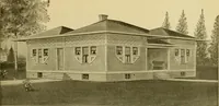 An illustration from Radford's artistic bungalows : unique collection of 208 designs, best modern ideas in bungalow architecture. (1908)