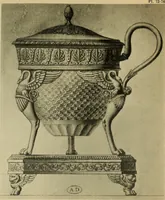 An illustration from Recueil de dessins d'orfevrerie du premier empire par biennais orfevre de Napoléon 1er et de la couronne (1900)