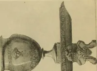 An illustration from Recueil de dessins d'orfevrerie du premier empire par biennais orfevre de Napoléon 1er et de la couronne (1900)