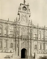 Picture 65 of 171 from The renaissance architectvre of central and northern Spain, a collection of photographs and measvred drawings, (1920), leaf 114