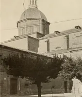 An illustration from The renaissance architectvre of central and northern Spain, a collection of photographs and measvred drawings, (1920)