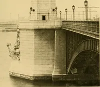 An illustration from Report of the Cambridge bridge commission and report of the chief engineer upon the construction of Cambridge bridge (1909)