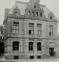 An illustration from ... Report on the building and ornamental stones of Canada, vol. I-V (1912)