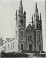 An illustration from ... Report on the building and ornamental stones of Canada, vol. I-V (1912)