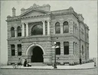 An illustration from Report on the building and ornamental stones of Canada (1912)