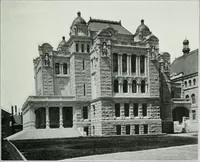 An illustration from Report on the building and ornamental stones of Canada (1912)