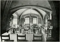 An illustration from Restaurant Rijks-Museum Amsterdam (1908)