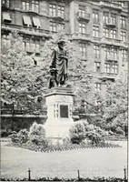 An illustration from Return of outdoor memorials in London, other than statues on the exterior of buildings, memorials in the nature of tombstones, memorial buildings and memorial trees (1910)