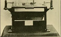 An illustration from The Röntgen rays in medical work (1907)