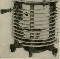 Picture 57 of 102 from Robison's Manual of radio telegraphy and telephony for the use of naval electricians (1918), leaf 138