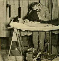 An illustration from The Roentgen rays in medicine and surgery as an aid in diagnosis and as a therapeutic agent : designed for the use of practitioners and students (1901)