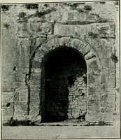 An illustration from Roman cities in Italy and Dalmatia (1910)