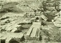 An illustration from Romano-British buildings and earthworks (1911)