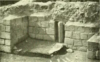 An illustration from Romano-British buildings and earthworks (1911)